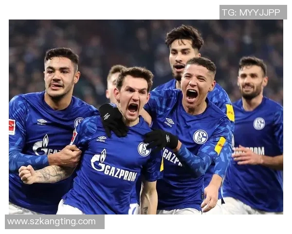 沙尔克与柏林迪纳摩激战在即球迷期待精彩对决与历史交锋